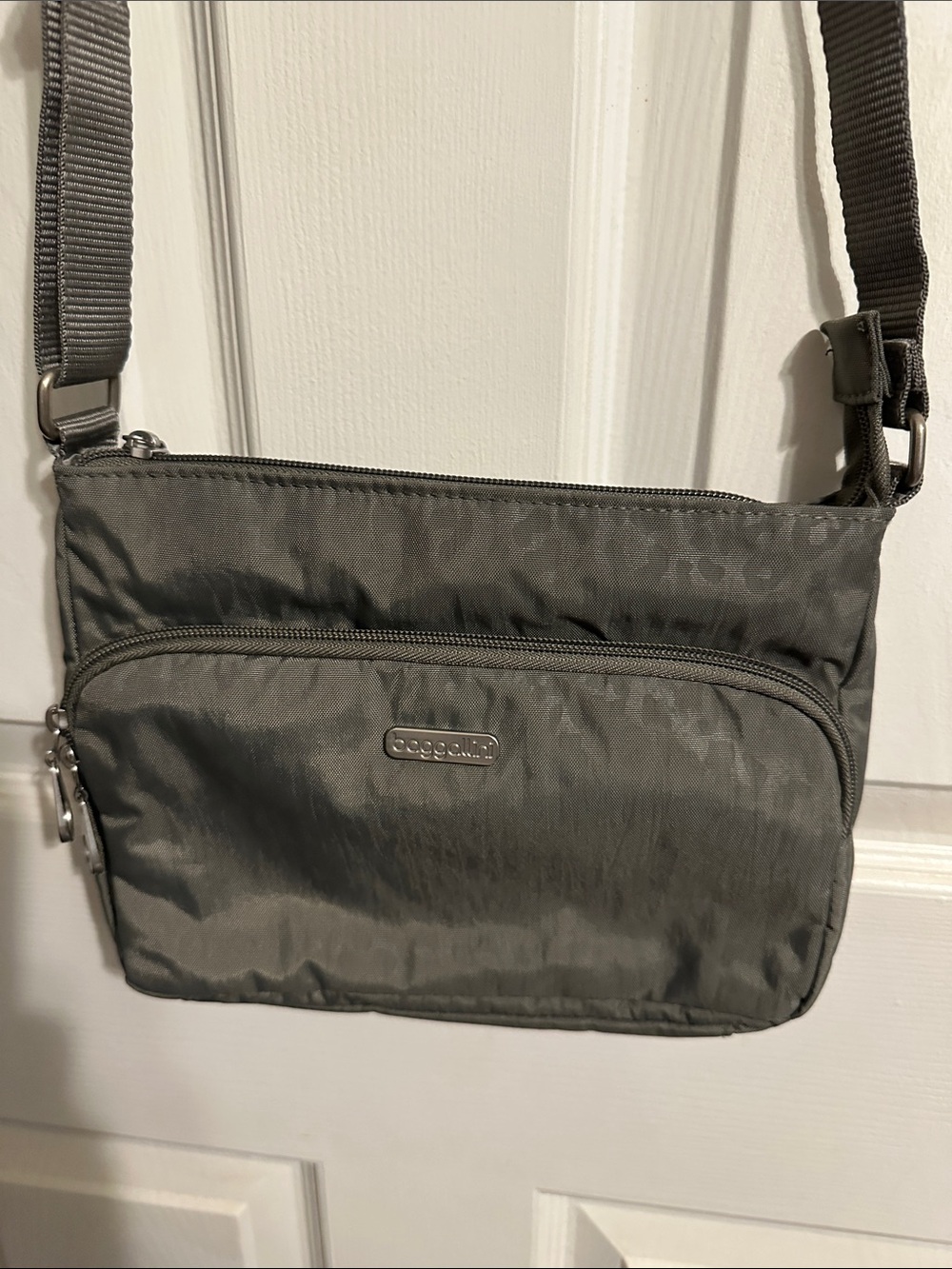 Baggallini Gray Lightweight Crossbody Bag